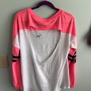 🚫SOLD🚫Victoria’s Secret PINK long sleeve shirt